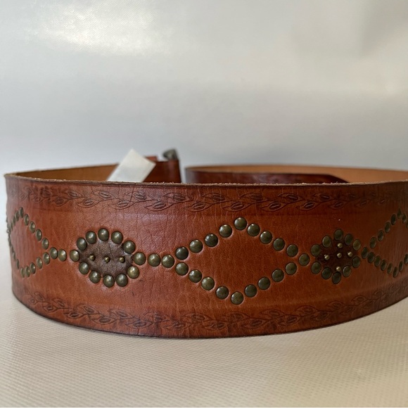 Fossil Brown Leather Studded Wide Chunky Belt - Picture 3 of 7